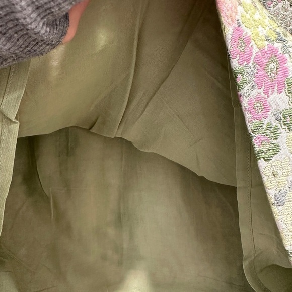 Love & other stories Floral Embroidered Skirt size 4 new - Picture 9 of 15